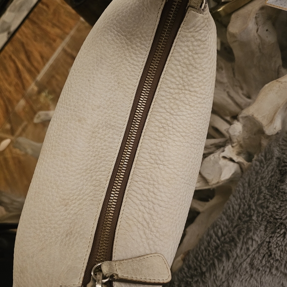 MCM White Leather Hobo Bag - Picture 14 of 15